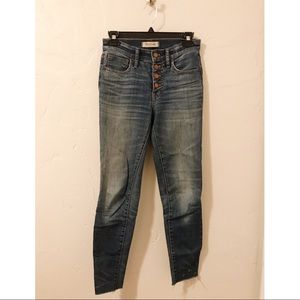 Madewell 9” rise skinny jean with button front